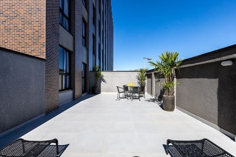 Superior Studio | Outdoor dining