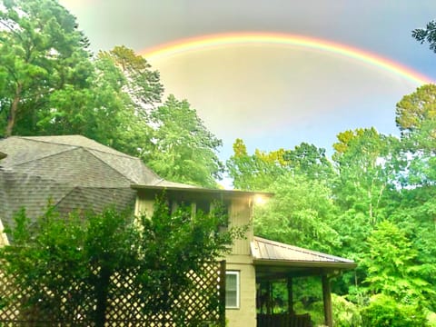 Gorgeous rainbow blessings!