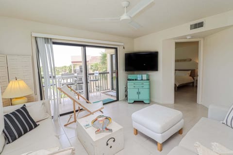 St. Augustine Beach Rentals Living Room