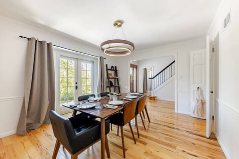 🏡 A cozy dining area designed for comfort and connection.