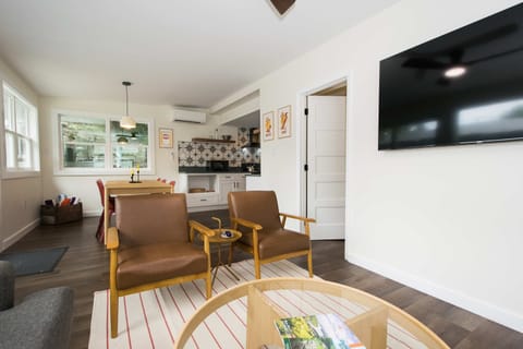 House | 2 bedrooms, high-speed internet