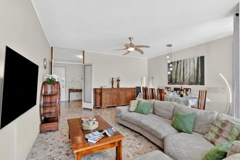 Living and dining room