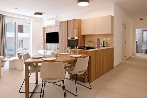 Kitchen and dining area