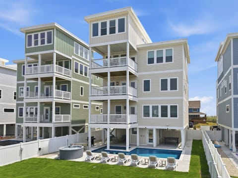 Welcome to Seaduction by KEES Vacations!