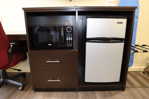 King Suite with Love Sofa | Microwave