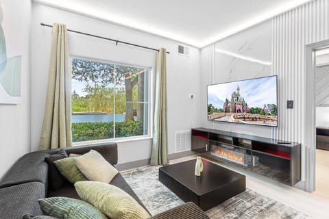Communal lounge / TV room,Living Room