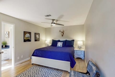 House, Multiple Beds (Bay Point Paradise) | 3 bedrooms, individually decorated, individually furnished, bed sheets