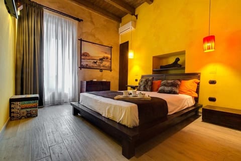 Egyptian cotton sheets, premium bedding, down comforters