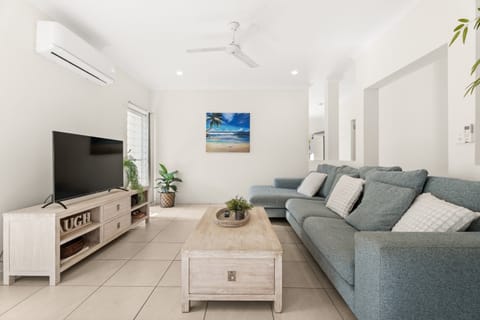 Apartment | Living room
