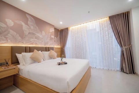 WiFi (free), bed sheets