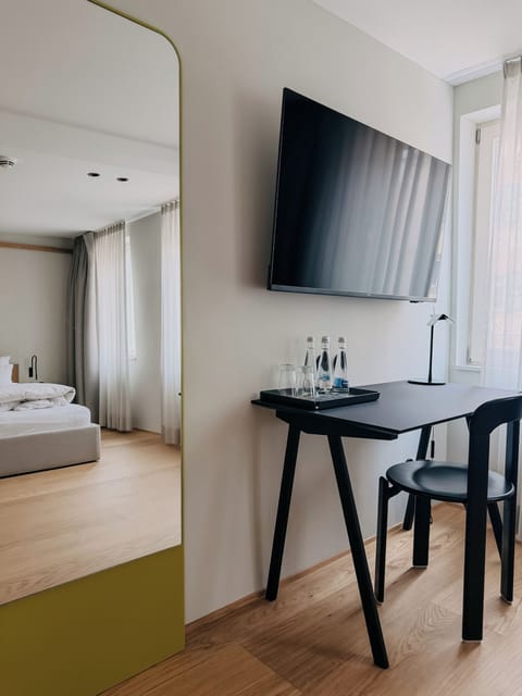 In-room safe, desk, laptop workspace, WiFi (free)