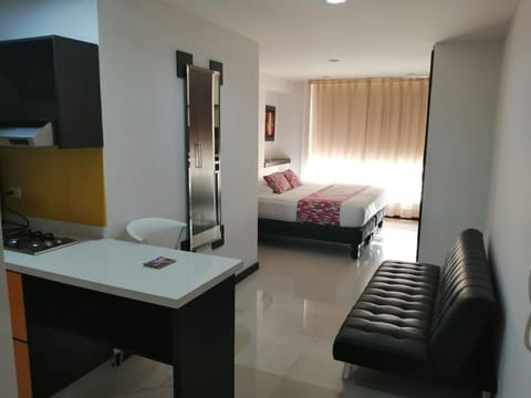 Standard Room | Pillowtop beds, blackout drapes, WiFi (free), bed sheets