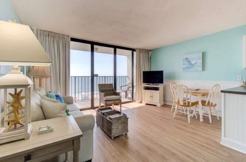 Atlantic Towers 707-small-001-010-Main Living Area-666x438-72dpi