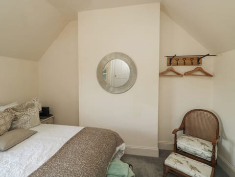 2 bedrooms, WiFi (free), individually decorated, individually furnished