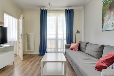 Comfort Apartment, Balcony | Iron/ironing board