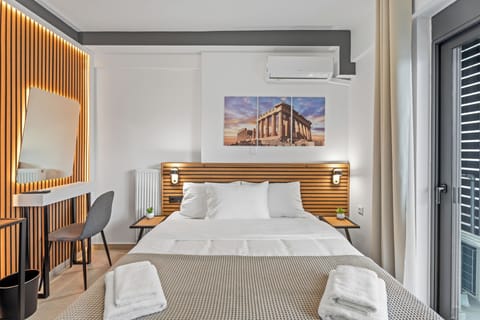 Deluxe Double Room, City View | Premium bedding, desk, laptop workspace, cribs/infant beds