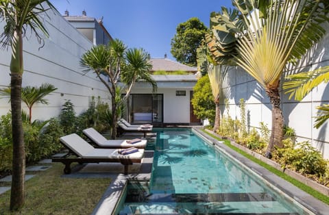 Villa Ariki - Stylish Sanur Escape (1658)