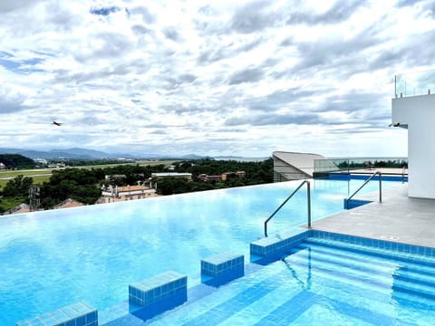 Rooftop pool