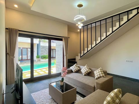 Two-Story Villa | Interior