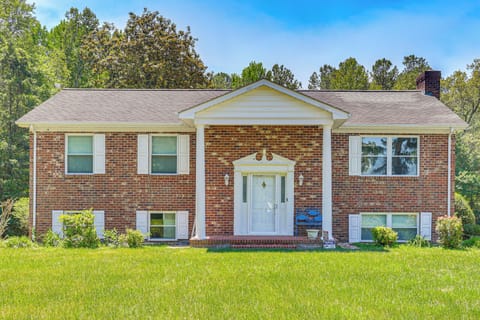 Warsaw Vacation Rental | 4BR | 2.5BA | 2,498 Sq Ft