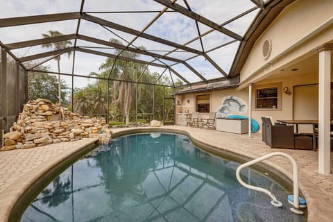 Lehigh Acres Vacation Rental | 3BR | 2.5BA | 1,800 Sq Ft