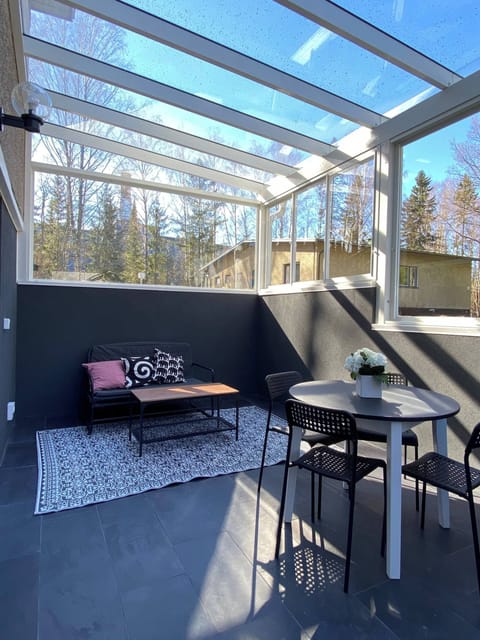 Apartment, 1 Bedroom, Fireplace | Dining