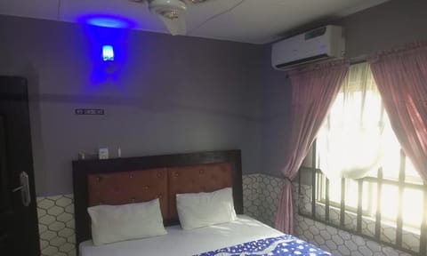 Deluxe Double Room, City View | Desk, laptop workspace, free WiFi