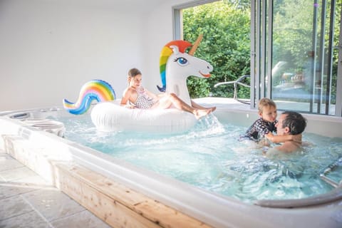 SPA de nage Hammam Insolite Limousin Ventriglisse Pétanque Groupes Familles EVG-EVJF