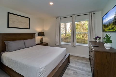 Condo, Multiple Beds (The Ruby 115) | 2 bedrooms