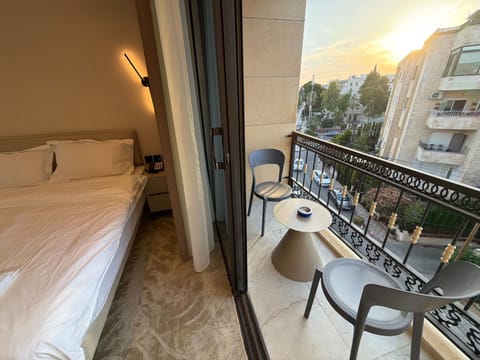 Apartment, 1 Bedroom, Accessible, Smoking | Balcony