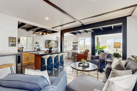 A modern 3 bedroom, 2.5 bathroom home located in Crestline, CA.
