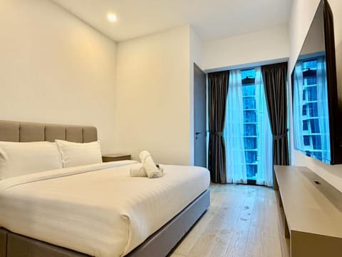 Deluxe Suite | Desk, iron/ironing board, WiFi (free)