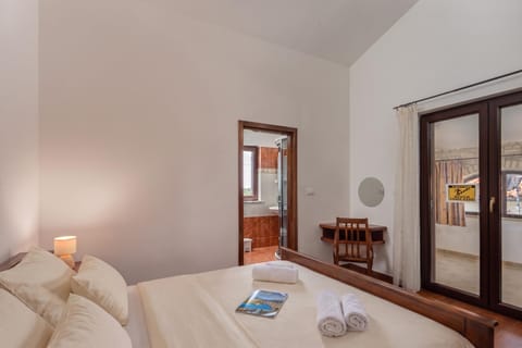 Family House, 4 Bedrooms, Fireplace (Pool House Suzi in Heart of Istria) | 4 bedrooms