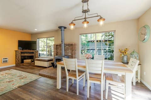 House, 3 Bedrooms | Interior