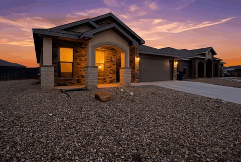 House, 4 Bedrooms, Executive Level | Exterior