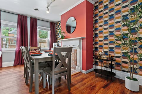 Gather around the 6-seater dining table for shared meals, game nights, and great conversations in this stylish, light-filled space designed to bring friends and family together.