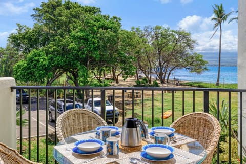 The outdoor lanai (patio) has great ocean views.