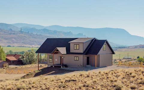 Welcome to LaLuna Ranch- this newly built home has panoramic mountain views. Ideally located between Cody and Yellowstone National Park