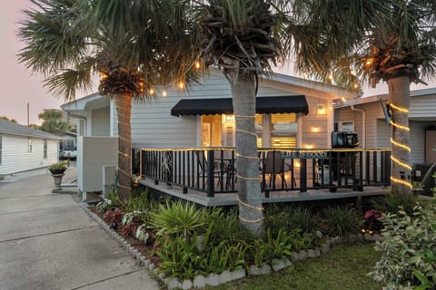 Beautifully maintained exterior showcasing classic architectural details.