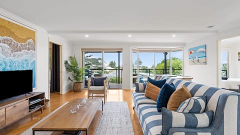 Catch the cross-breeze in our open-plan lounge