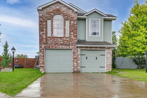 House (3 Bedrooms) | Front of property