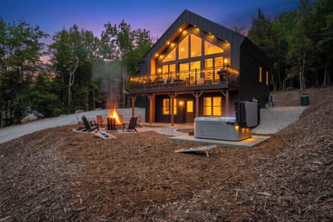 Welcome to Thunder Snow Chalet, your perfect mountain escape!