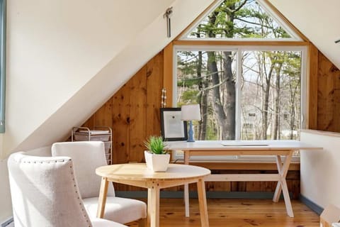 House, Multiple Beds, Garden View (Porch & Porpoise) | Interior