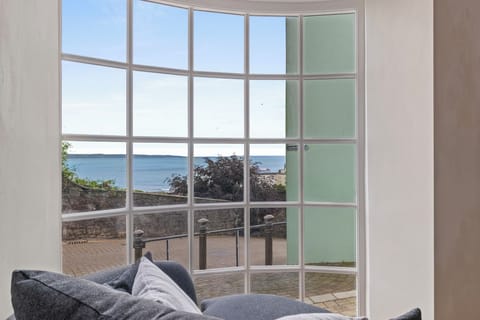 Heart of Tenby, Sea Views