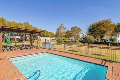 Apartment, 2 Bedrooms, Patio | Pool | Outdoor pool
