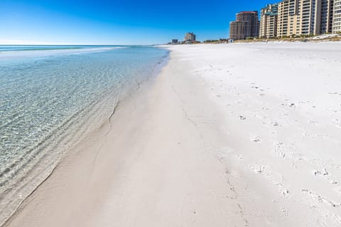 House, 3 Bedrooms | Beach
