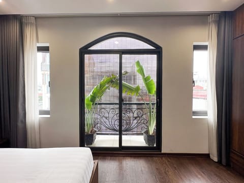 Studio, City View | Iron/ironing board, free WiFi