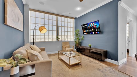 Apartment, 2 Bedrooms | Living area