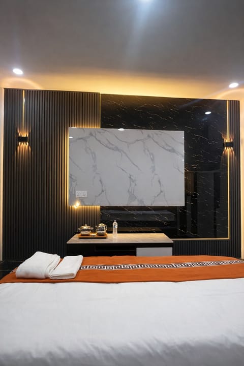 Classic Double Room | WiFi (free), bed sheets