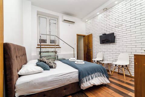 Basic Apartment | Iron/ironing board, free WiFi